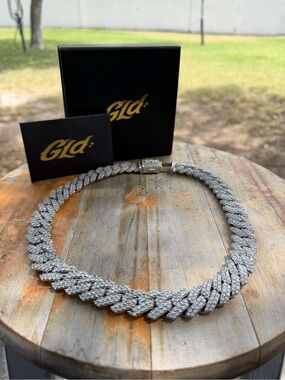 GLD 22” 19mm Iced Cuban Link Chain White Rhodium CZ